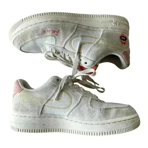 Nike Woman's Air Force 1 '07 AF1 White Peace Rock n Roll DQ7656 100 Size 7 - Picture 1 of 6
